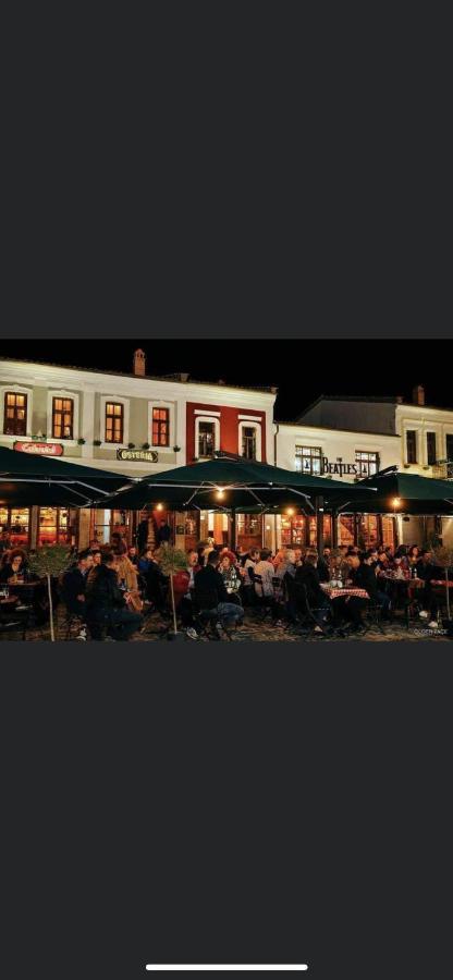 Tradicional Bazaar Home Корча Екстер'єр фото